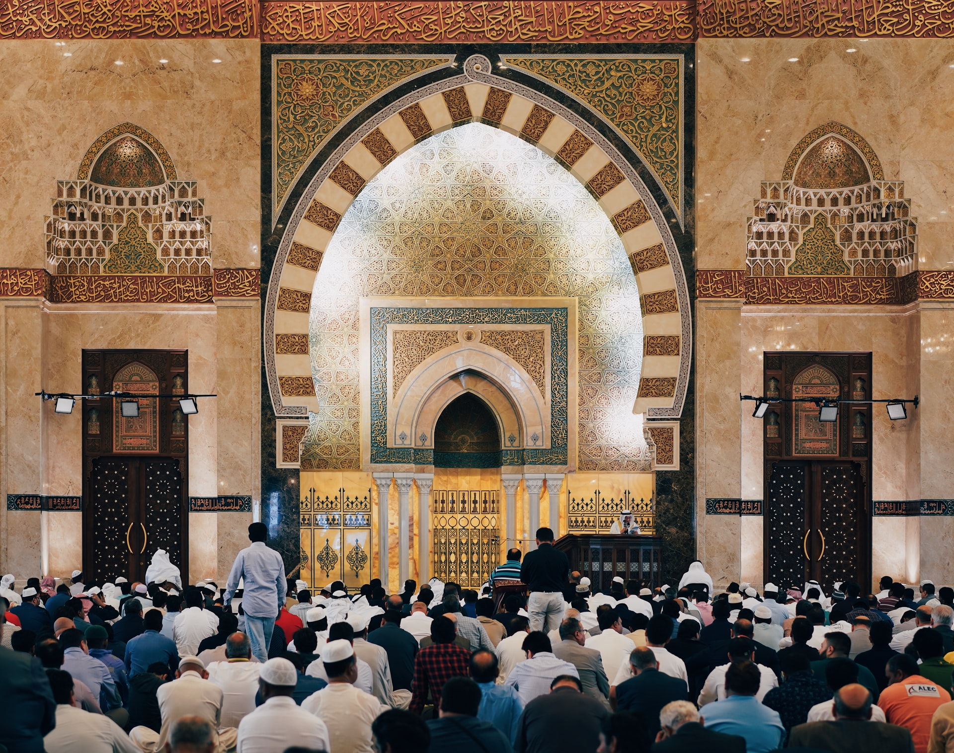 لماذا منع محمد رمضان من الغناء
